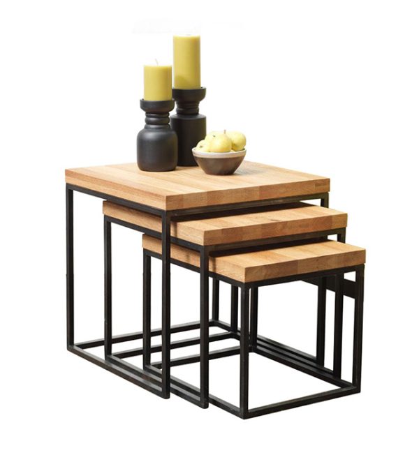 Nesting table 001